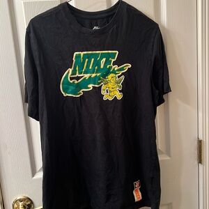 Nike Men’s swoosh collection small short sleeve shirt